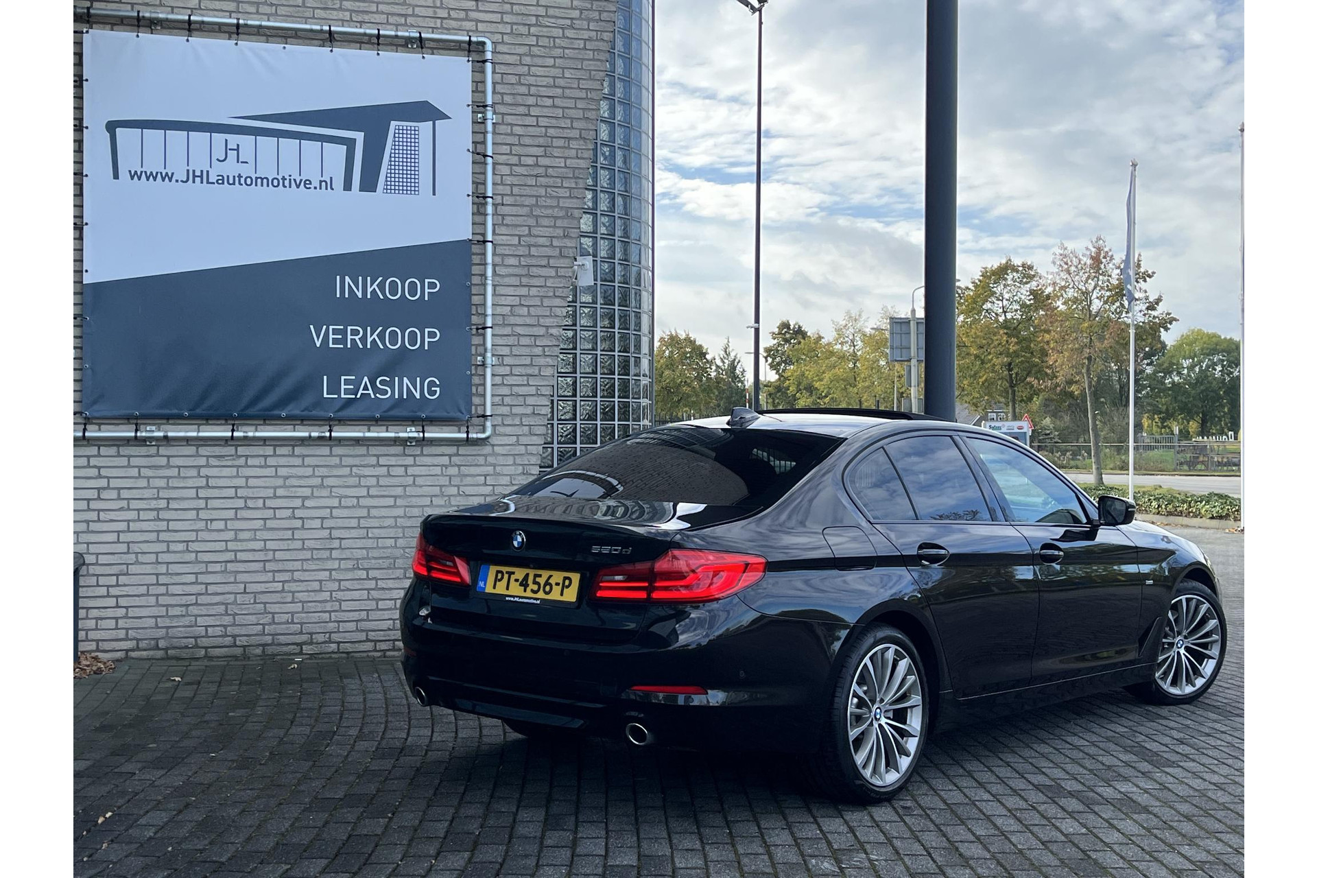 BMW 5 Serie 520d High Executive*DAKJE*HUD*CRUISE*NAVI.PROF*LED